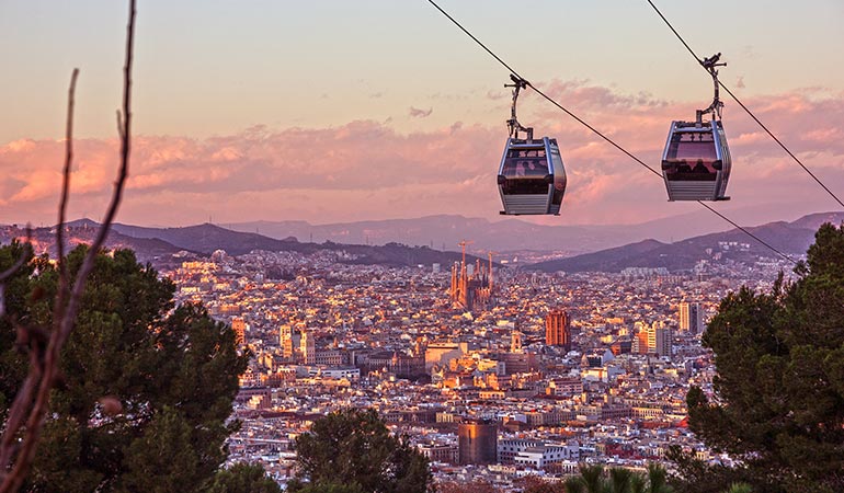 nit de sant Joan Barcelona montjuic view