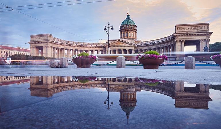 things to see in t petersburg Nevsky prospekt