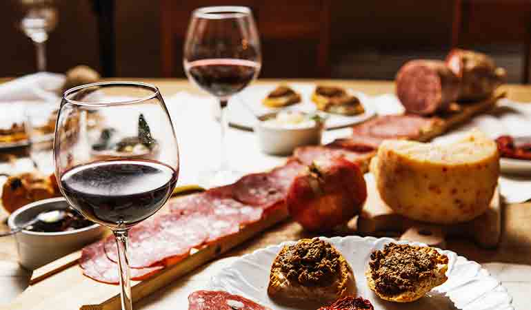 best wineries in tuscany wine tasting