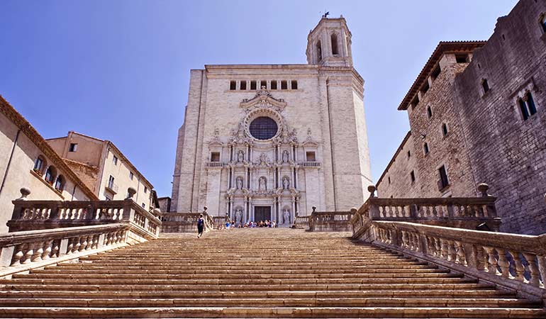 trips from barcelona girona cathedral
