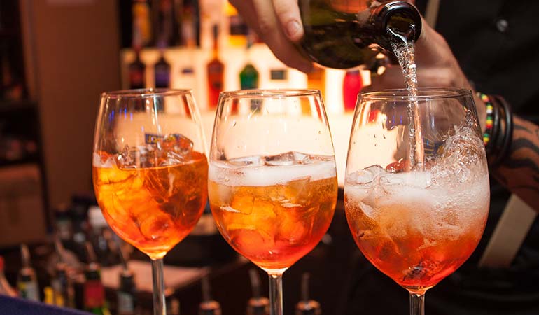 why visit Milan apperitivo 