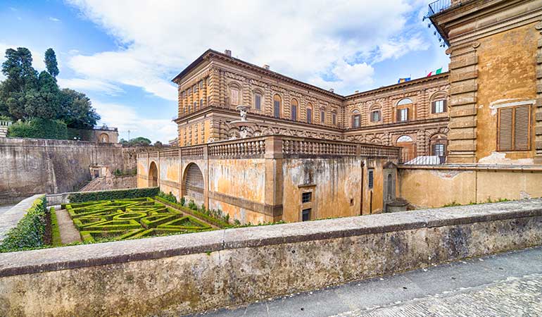 palazzo pitti florence medici family