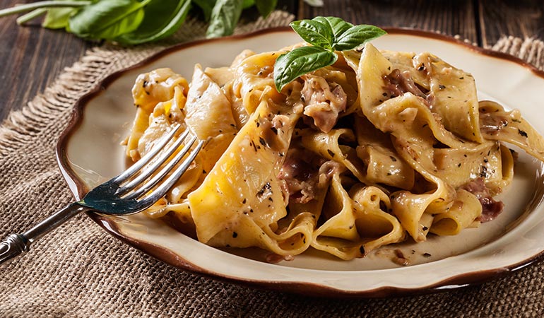 italian restaurant serving local dishes