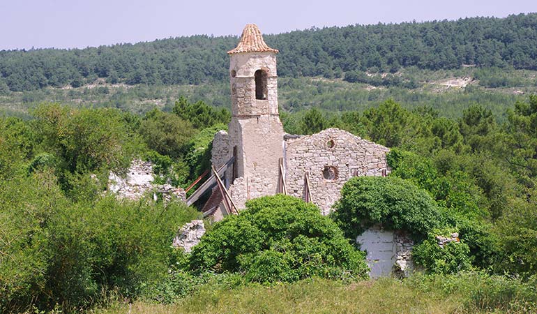 visit-abandoned-La-Mussara