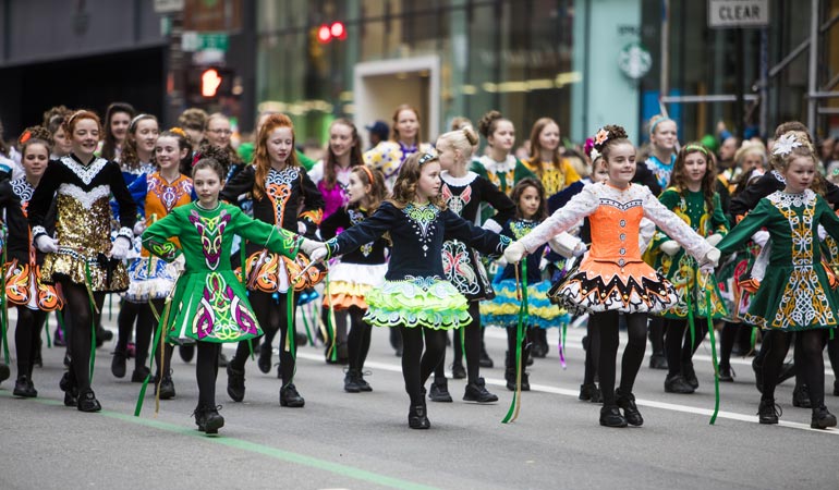 parade irish dancers