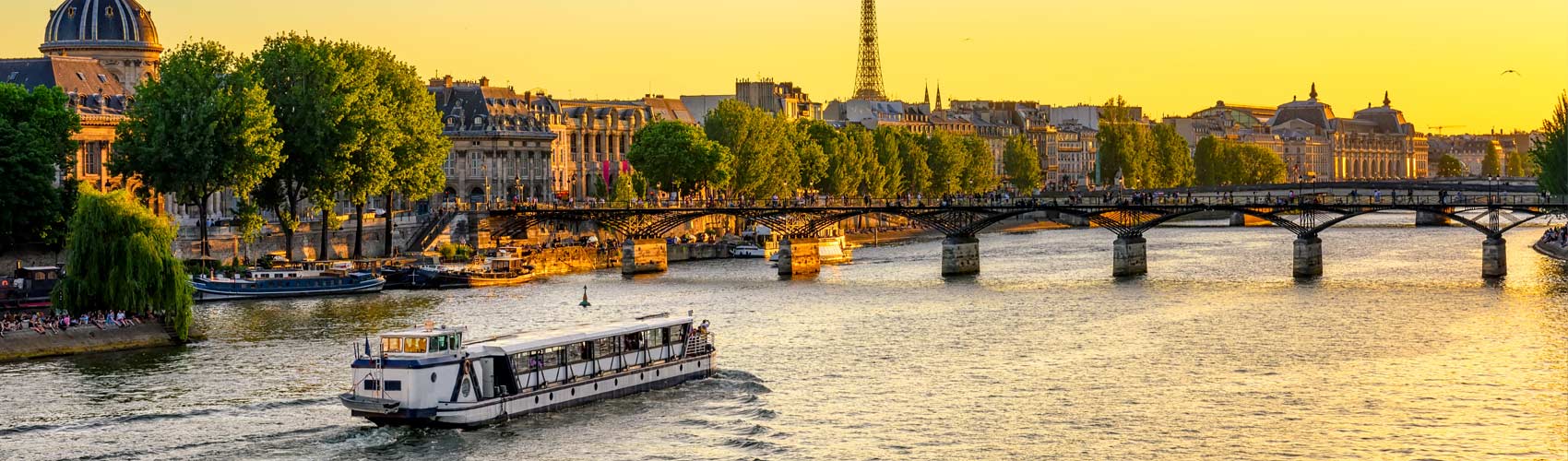 Paris boat tours