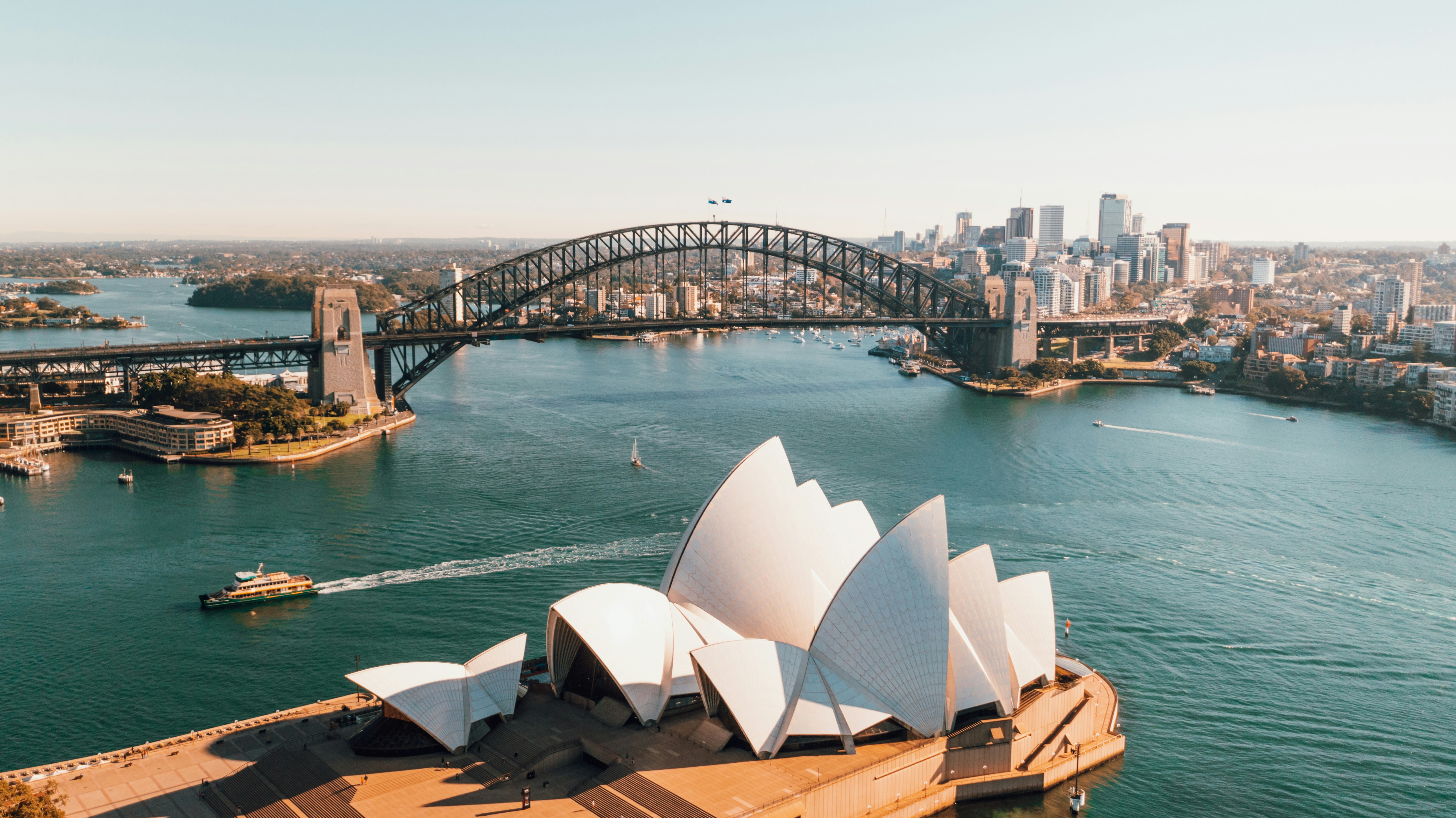 Sailing in Sydney Harbour 