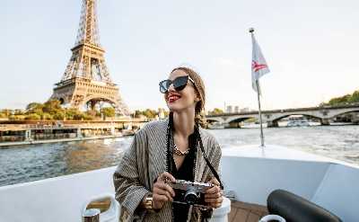 Turist boat seine tour