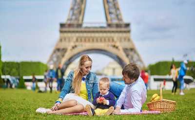 Eiffel Tower family