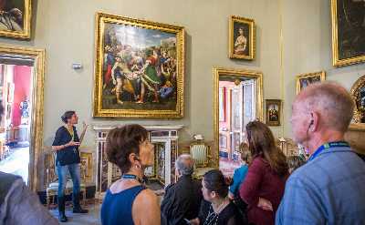 Borghese Gallery Tour inside visitors