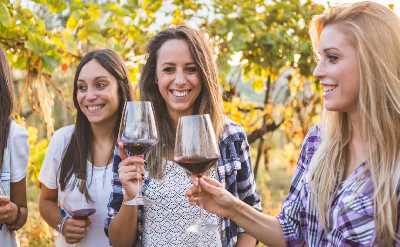 Tuscany wine tasting