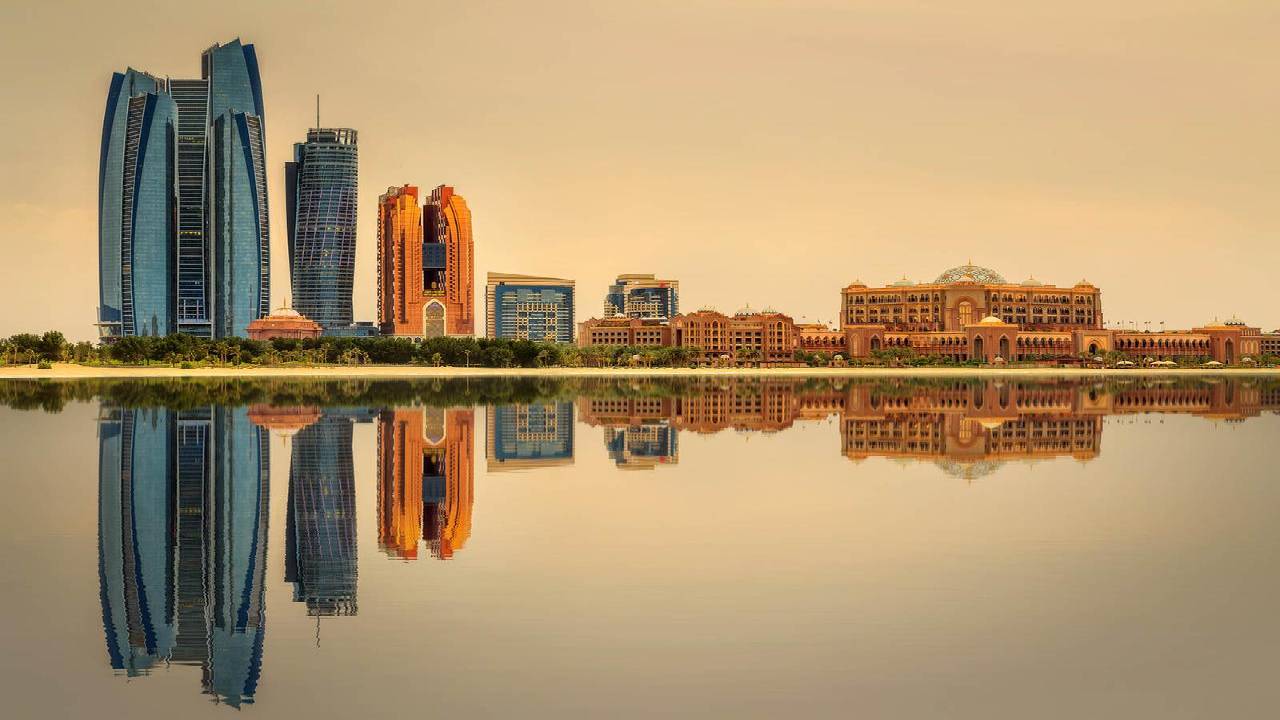 abu dhabi skyline