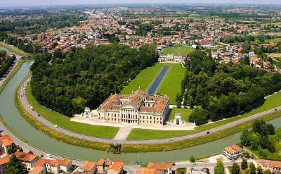 Villa Pisani, one of the two villas you'll visit.