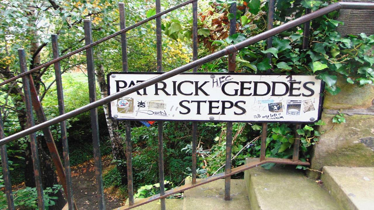 Discovery Walk in Edinburgh: An Obscure Adventure