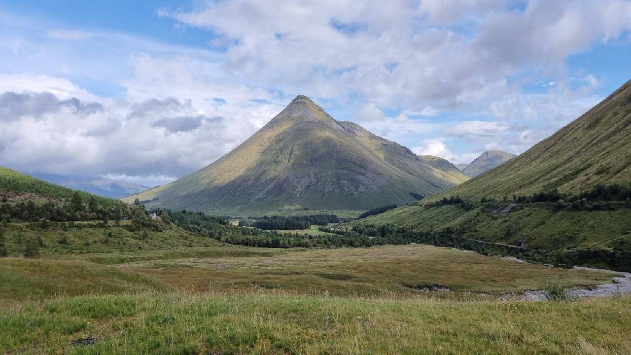 Loch Lomond and The Highlands Day Tour