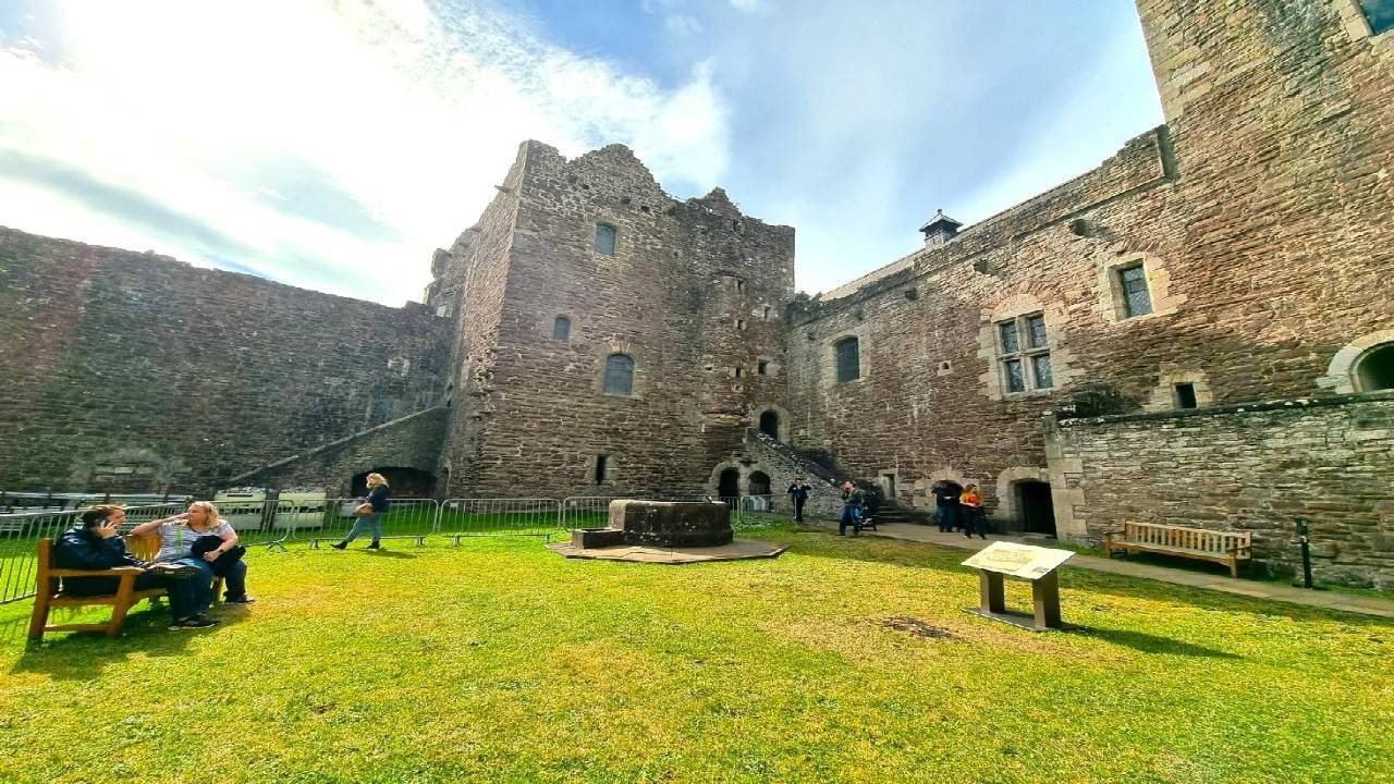 Scottish Castles & Whisky Tour