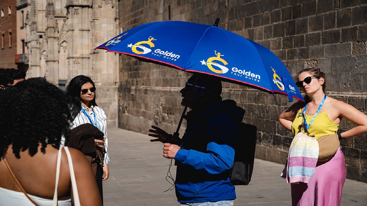 Barcelona Walking Tour: Old Town, Hidden Gems & Gothic Quarter Secrets