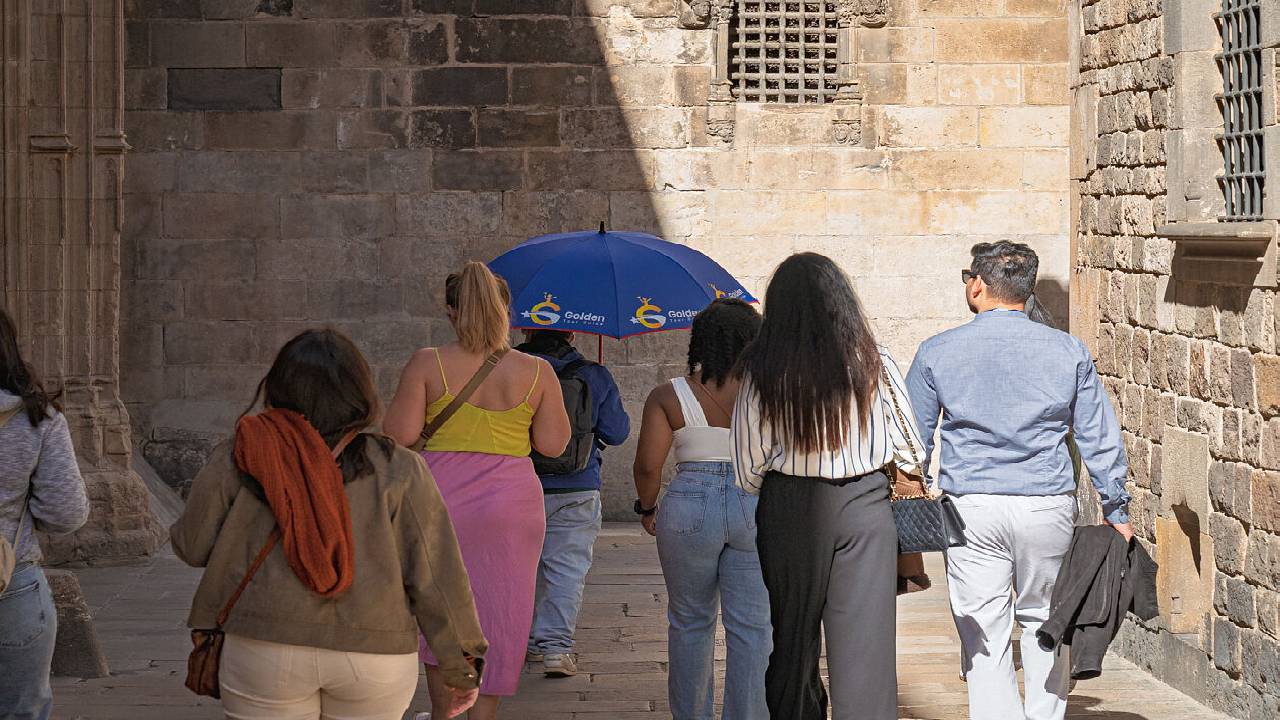 Barcelona Walking Tour: Old Town, Hidden Gems & Gothic Quarter Secrets