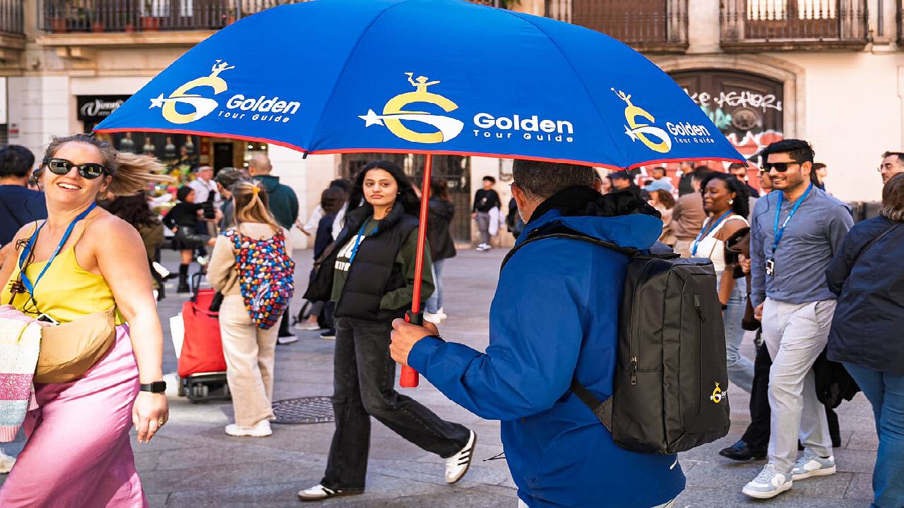 Barcelona Walking Tour: Old Town, Hidden Gems & Gothic Quarter Secrets