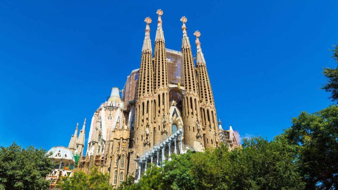 Exclusive Sagrada Familia Small Group Tour