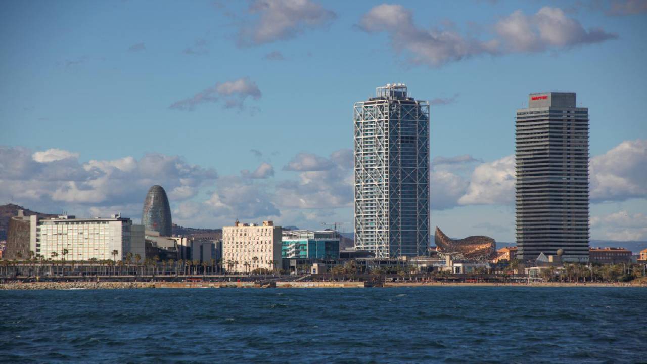 Private Motor Boat Experience  - De Antonio D28 Yacht in Barcelona 1h