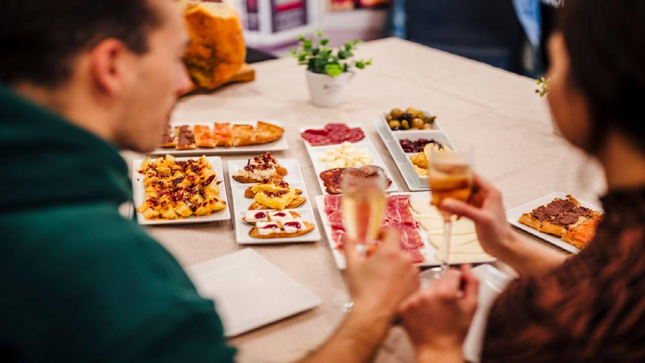 Sagrada Familia Jamon & Tapas Tasting Experience