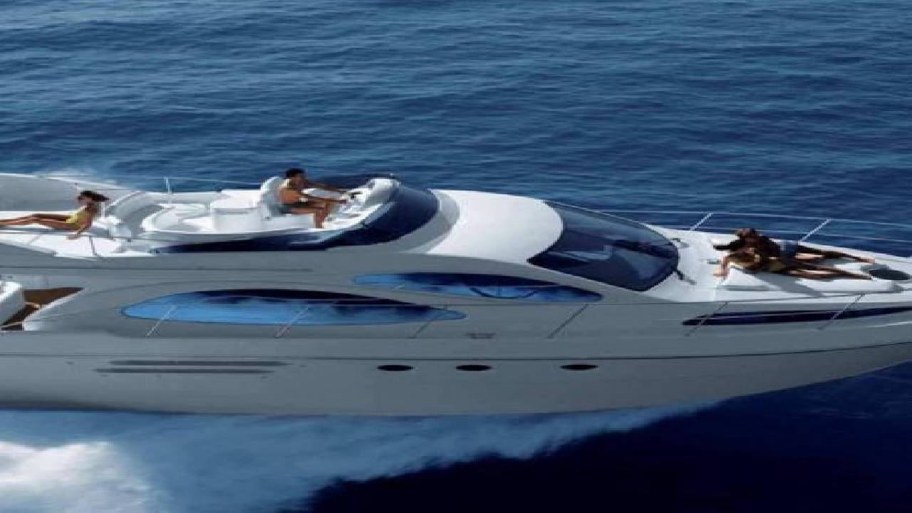 Azimut 46 Yacht Sailing Experience Barcelona