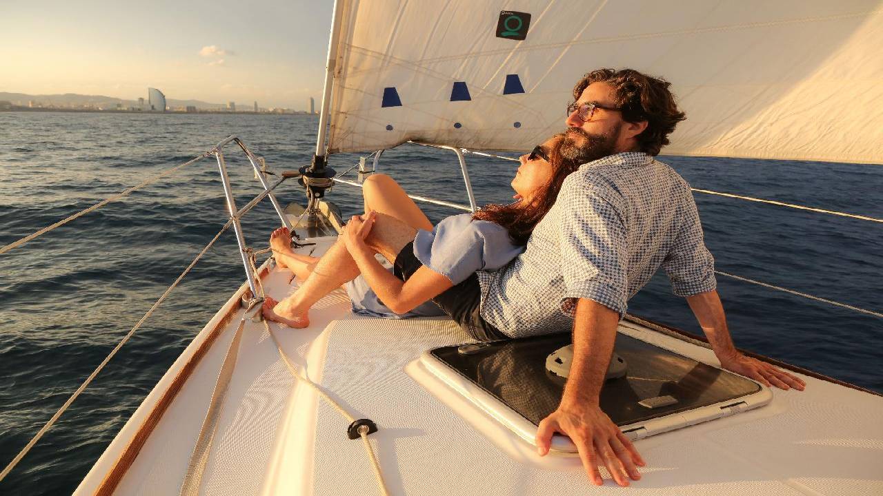 3 Hours PRIVATE SUNSET Sailing Experience Barcelona up to 11 Guests 