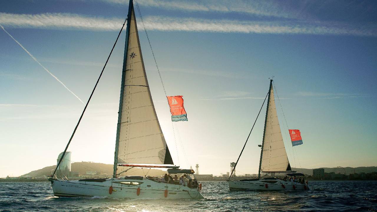 4 Hours PRIVATE Sailing Experience Barcelona up to 11 Guests