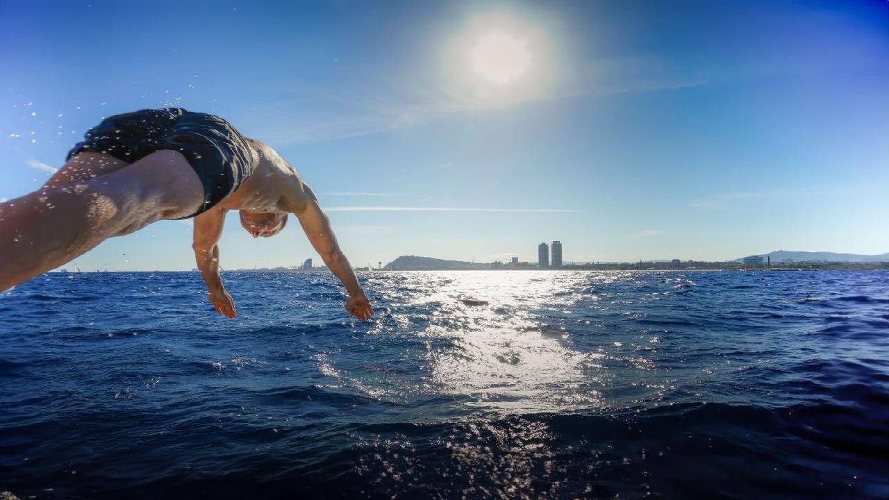 4 Hours PRIVATE Sailing Experience Barcelona up to 11 Guests
