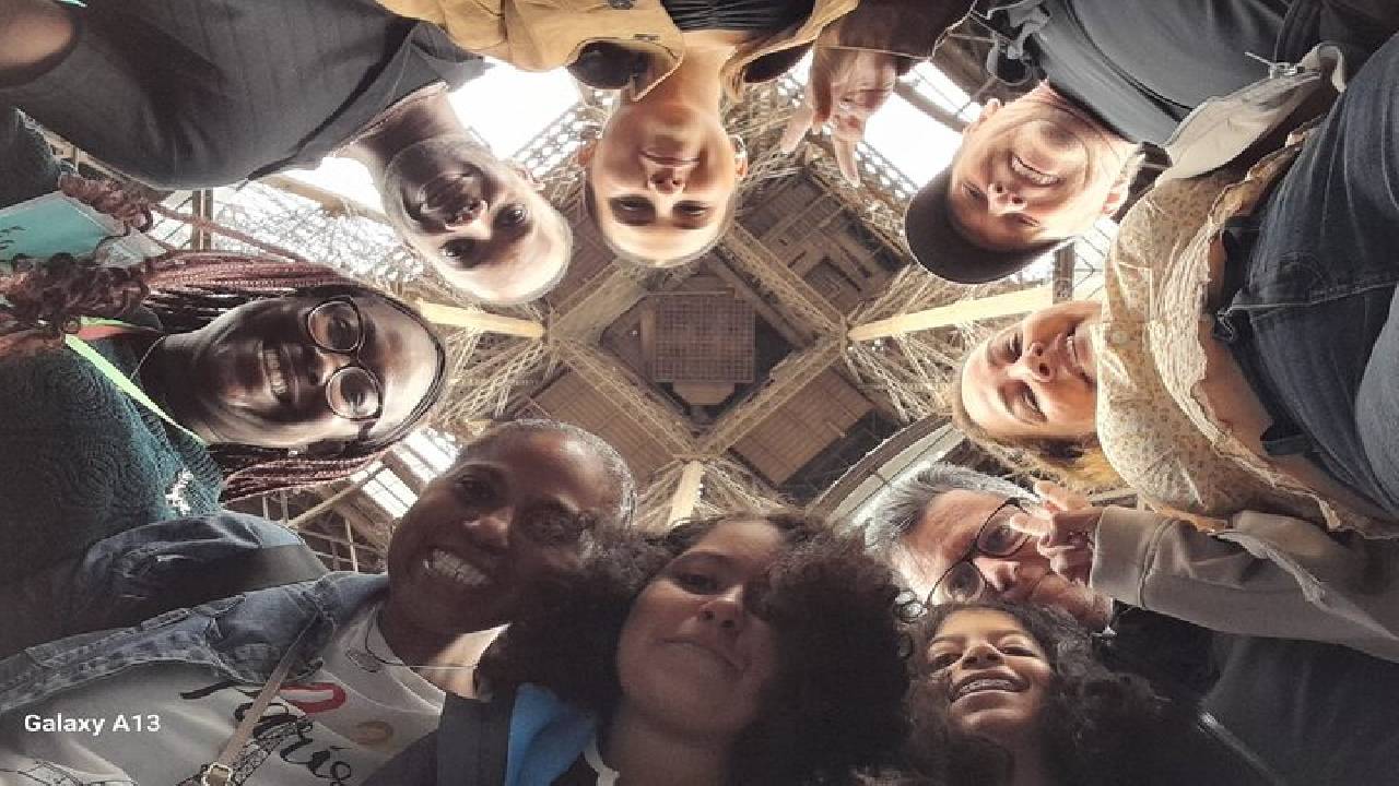 One Perfect Day in Paris: Eiffel Tower Lunch, Seine Cruise & Louvre Wonders