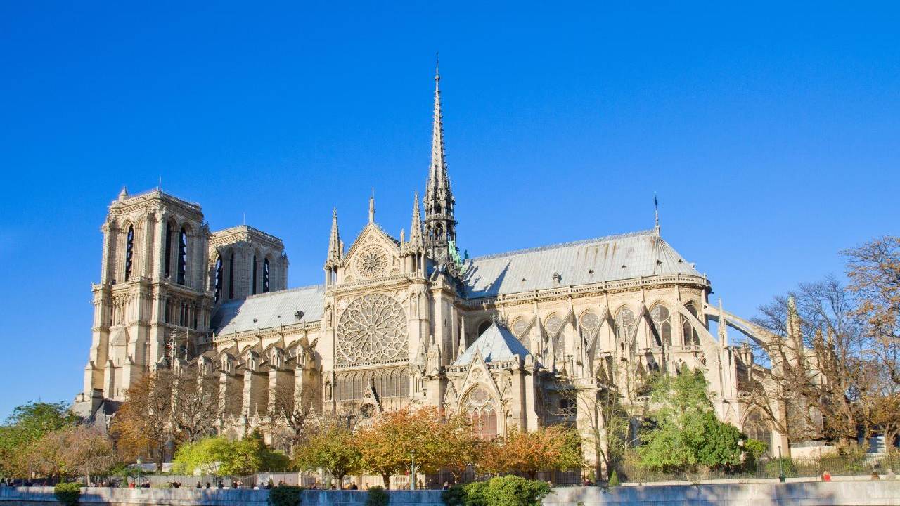 Secrets of Notre Dame: Walk Through History with Crypt Entry