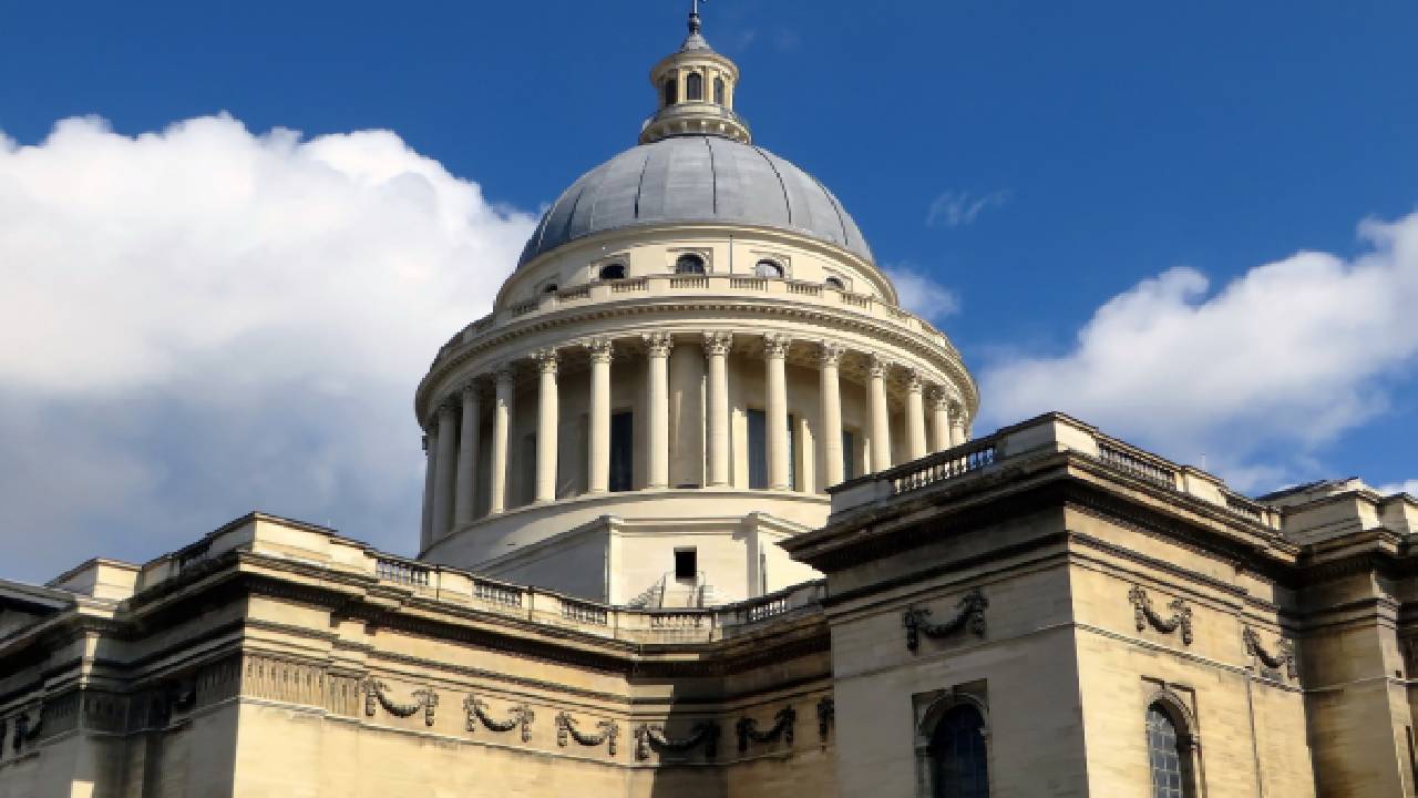 The Emily Cooper City-Tour - 2 Hours