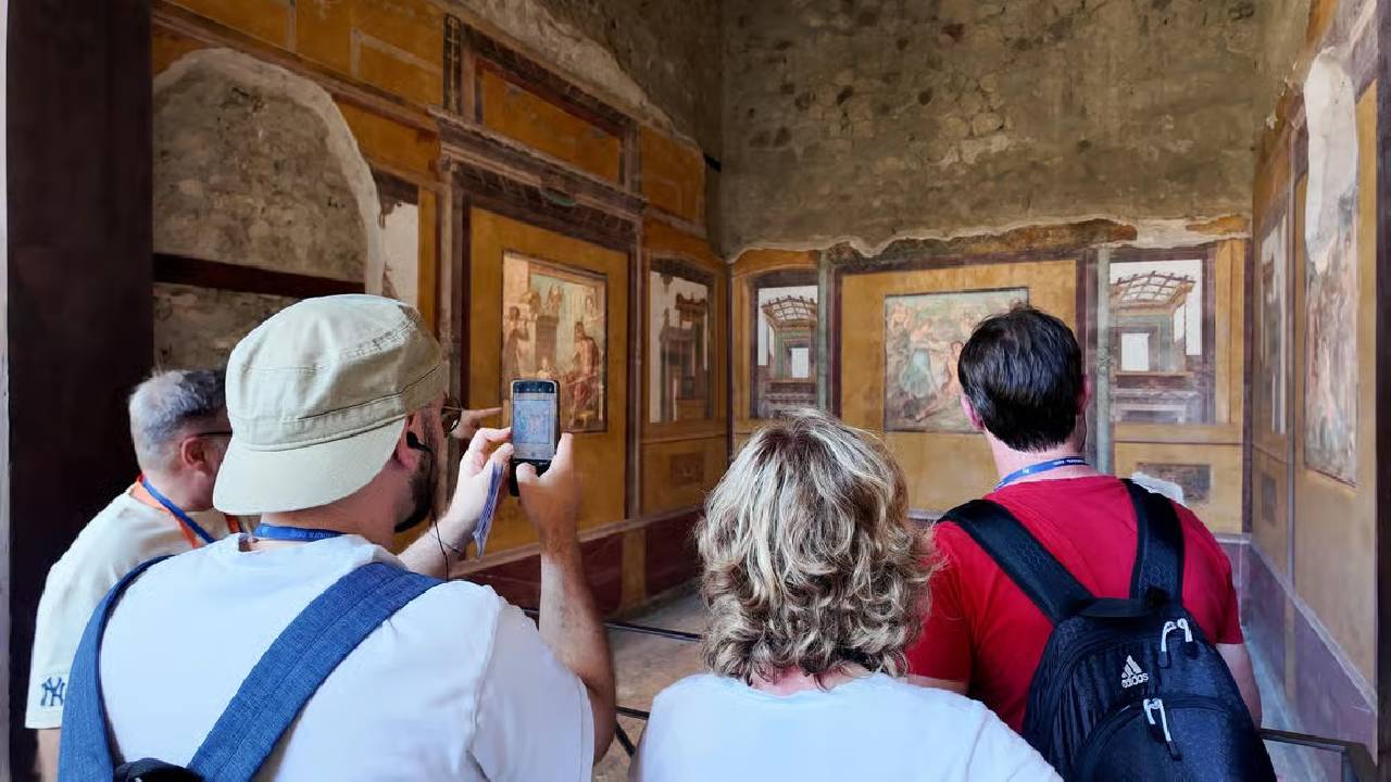 From Rome: One day trip to Pompeii Ruins w/ High Speed train (ENGLISH GUIDED TOUR)