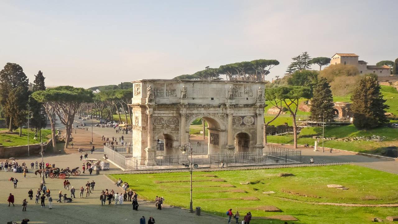Colosseum self tour with priority entrance and audio guide 