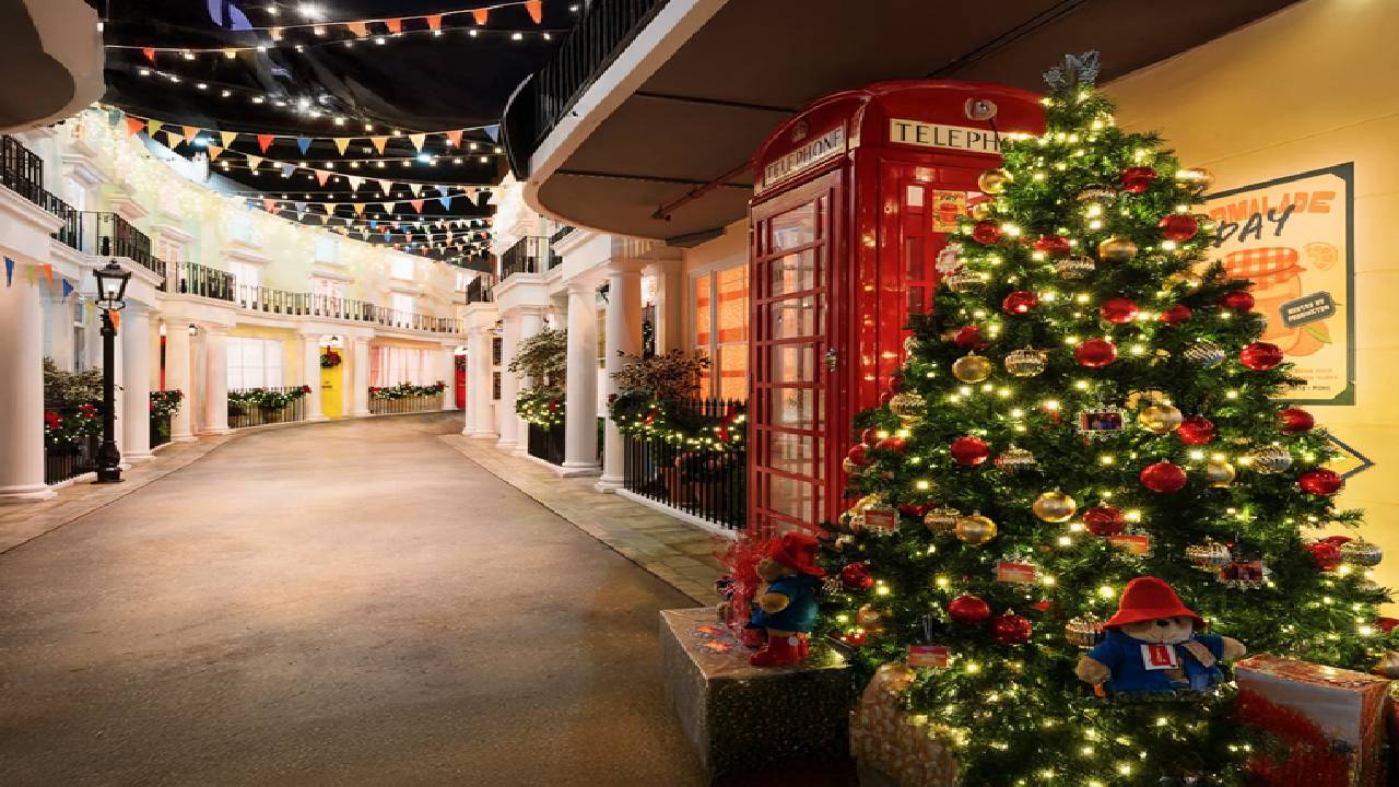 The Christmas Lights and Bites Tour