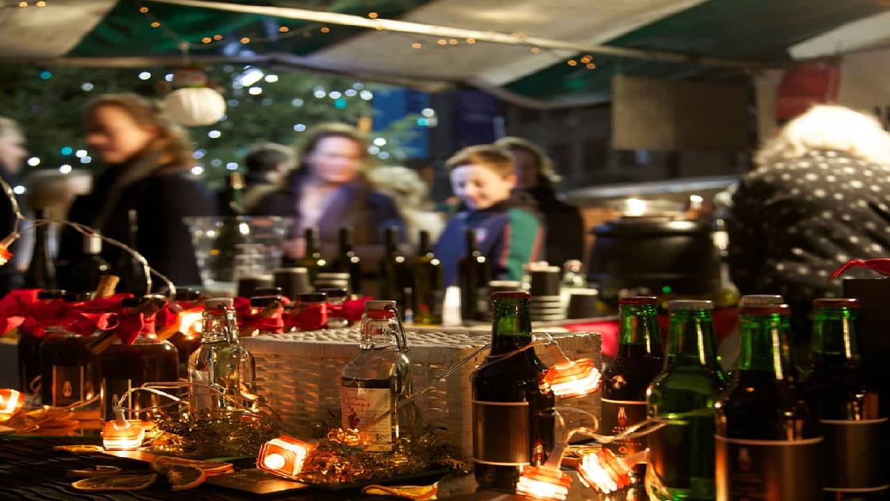 The Christmas Lights and Bites Tour