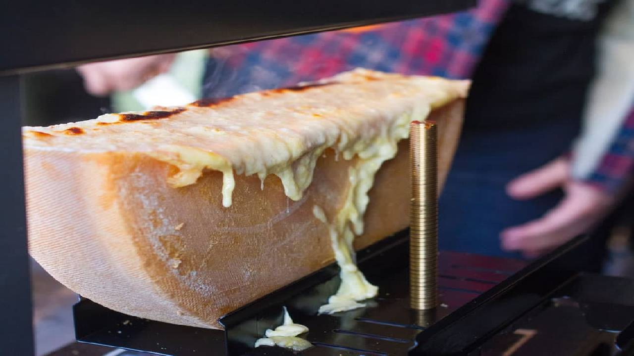 The Christmas Lights and Bites Tour