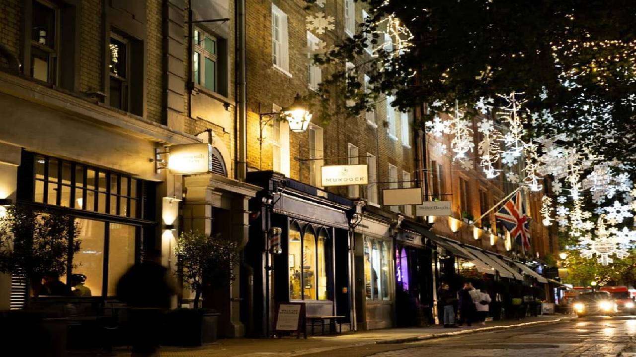 The Christmas Lights and Bites Tour