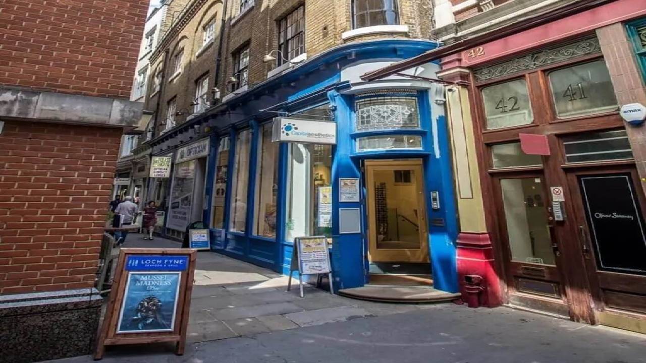 The Three Markets Tour with a Sit-down Indian Tasting Menu on Brick Lane