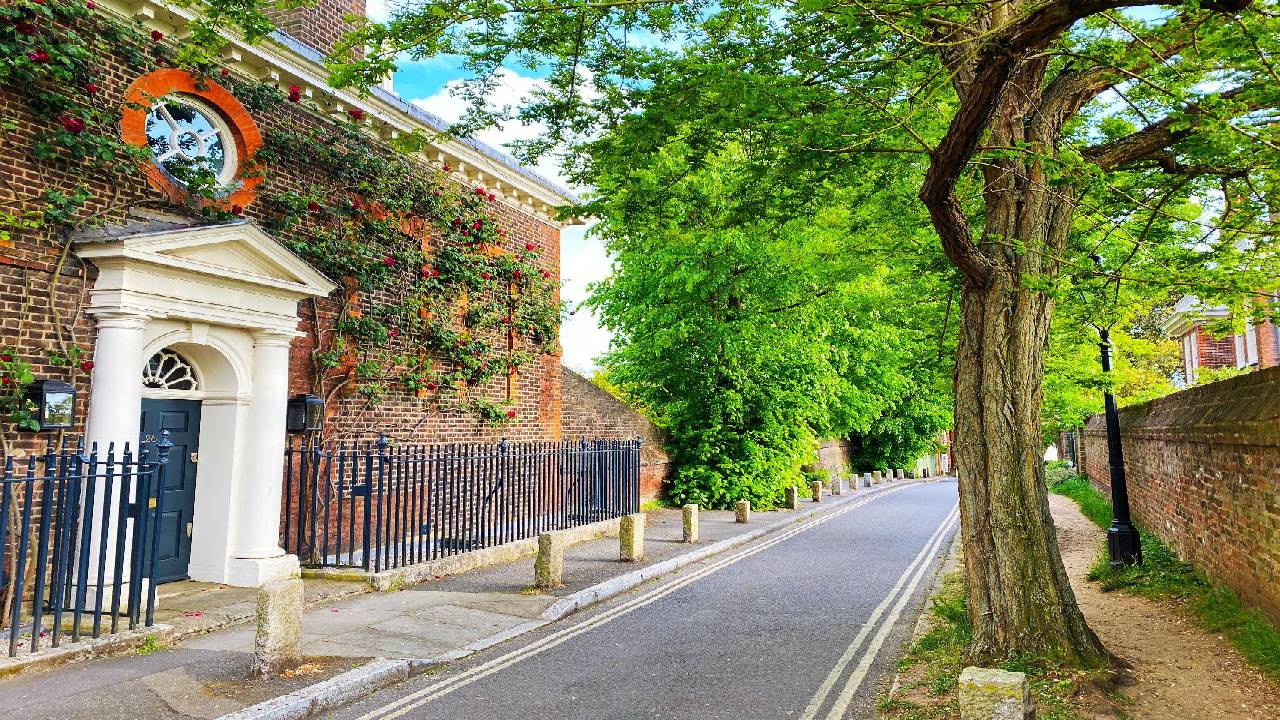 Discovery walk in London’s Hampstead: A Vibrant Village Voyage