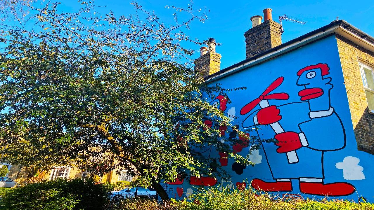 Discovery walk in London’s Peckham: Arty Adventure & Multicultural Mystery