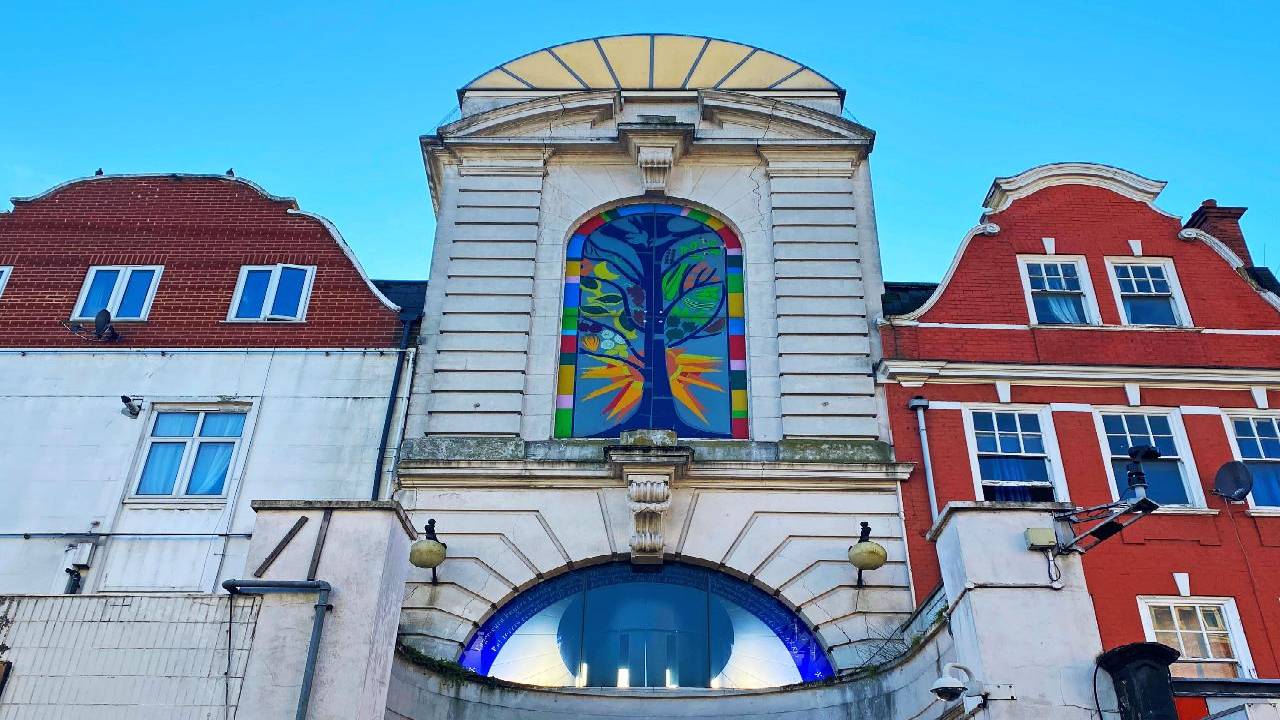 Discovery walk in London’s Peckham: Arty Adventure & Multicultural Mystery
