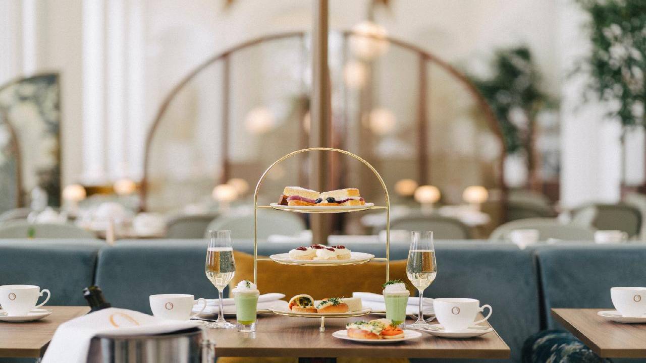 Private Kensington Palace Gardens Royal High Tea with Palace Entry