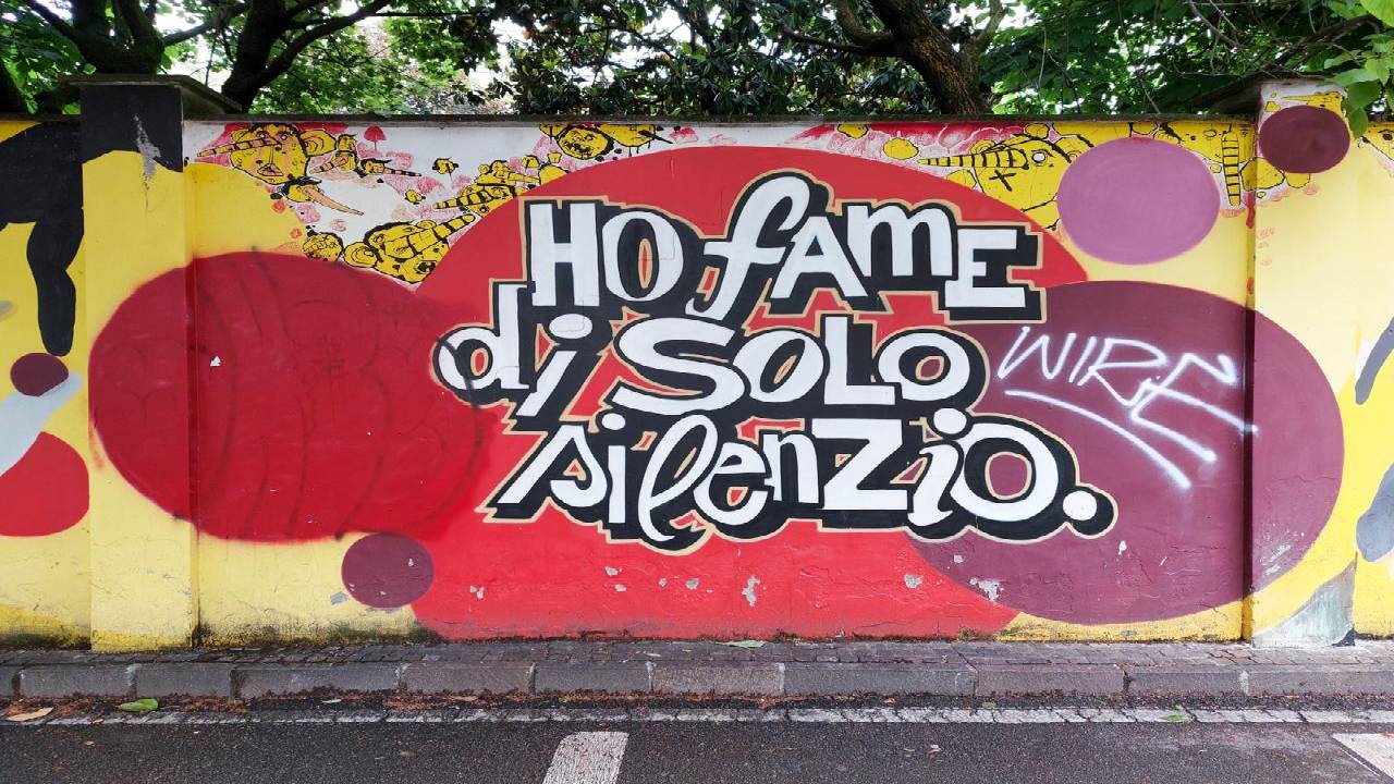 Milan Underground Discovery Walk: Street Art and Stories on the Backstreets of the Ticinese