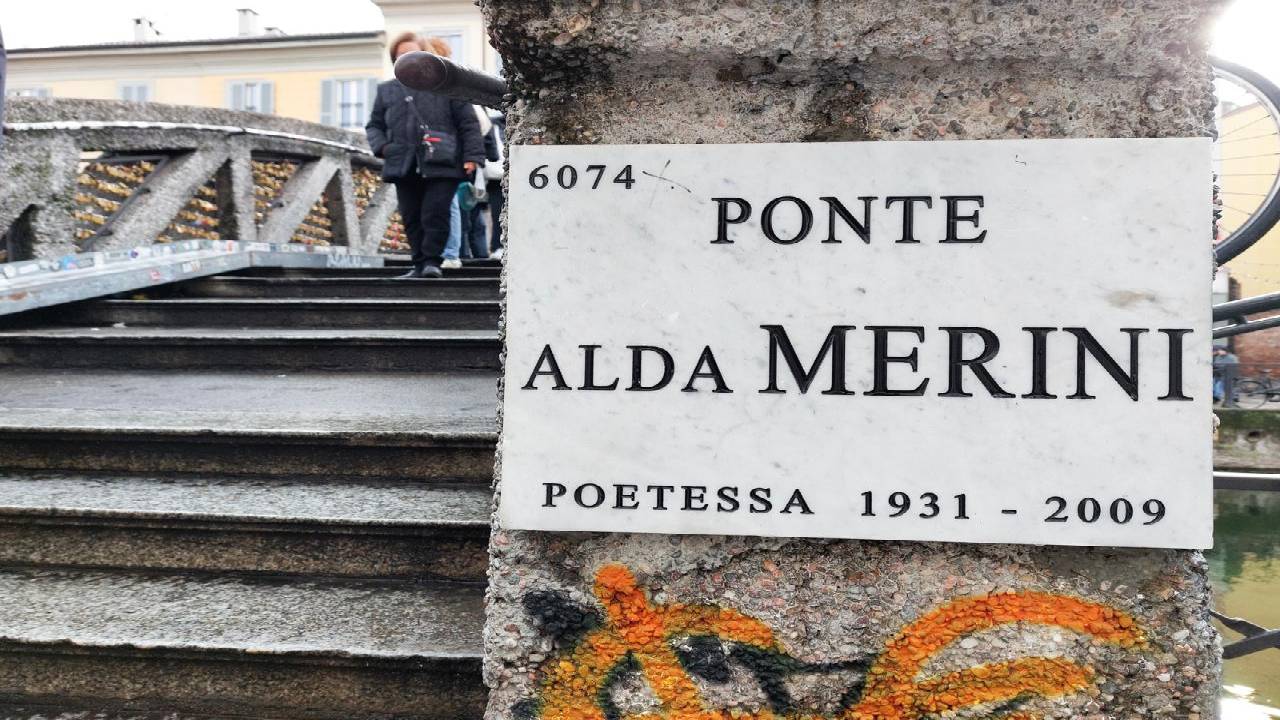 Milan Underground Discovery Walk: Street Art and Stories on the Backstreets of the Ticinese