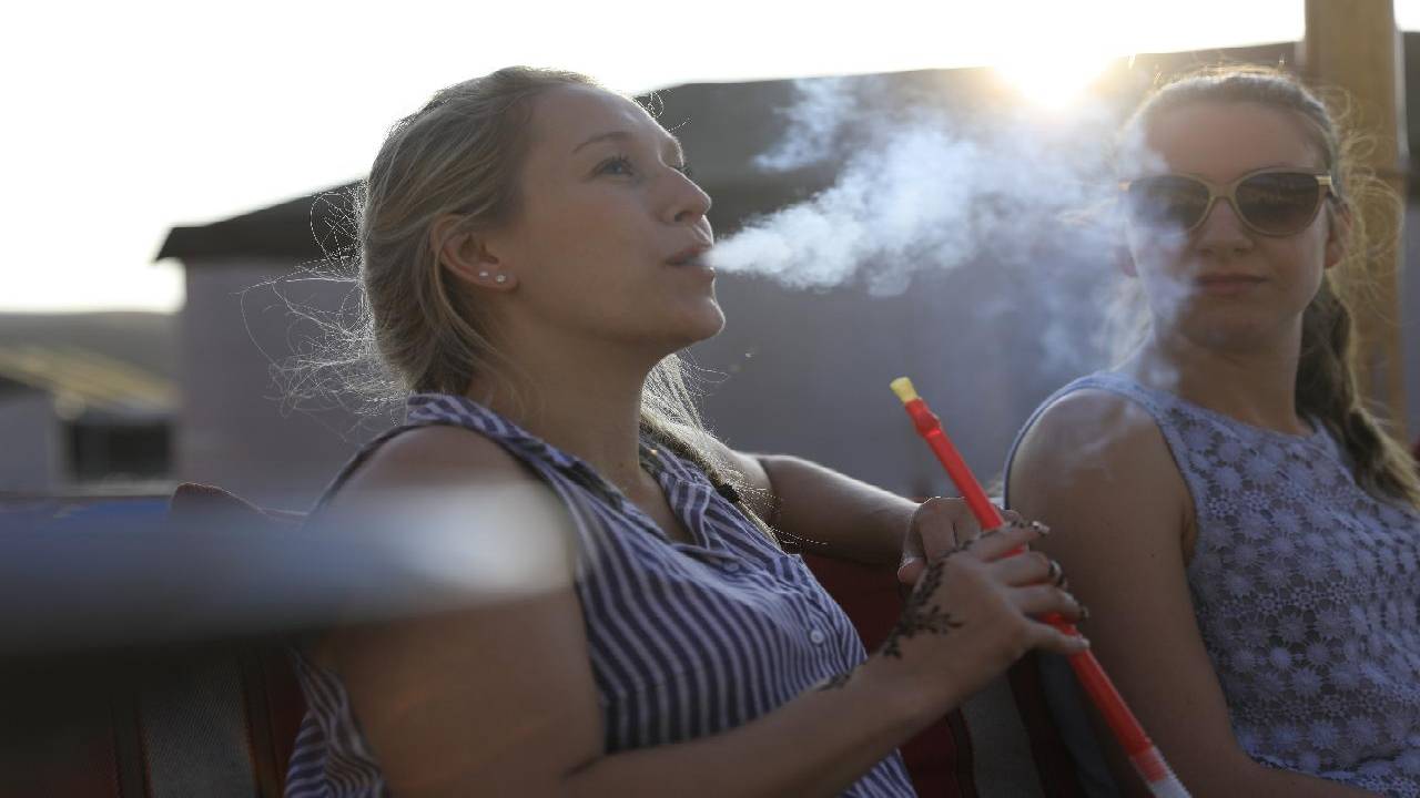 Dubai: Red Dune Desert Safari, Camel Ride & Al Khayma Camp - 7-Hrs Tour & BBQ Dinner