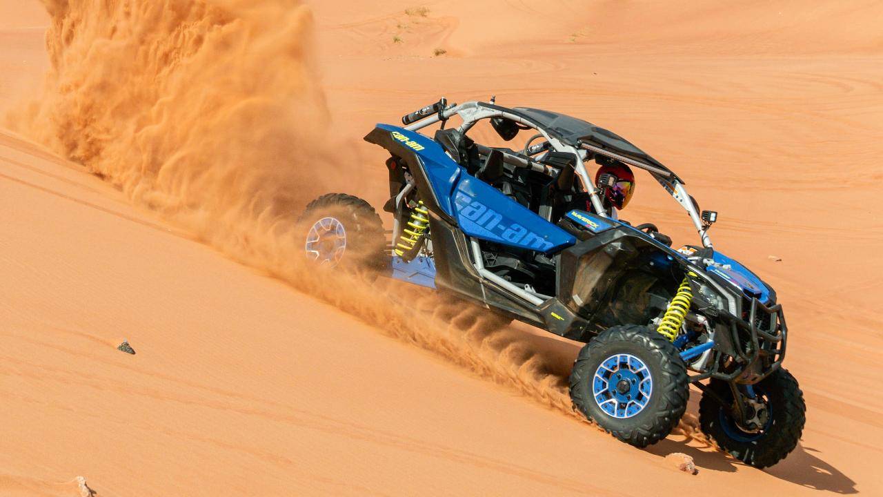  Can-Am X3 ● 2-seater ● 1 hour drive time 