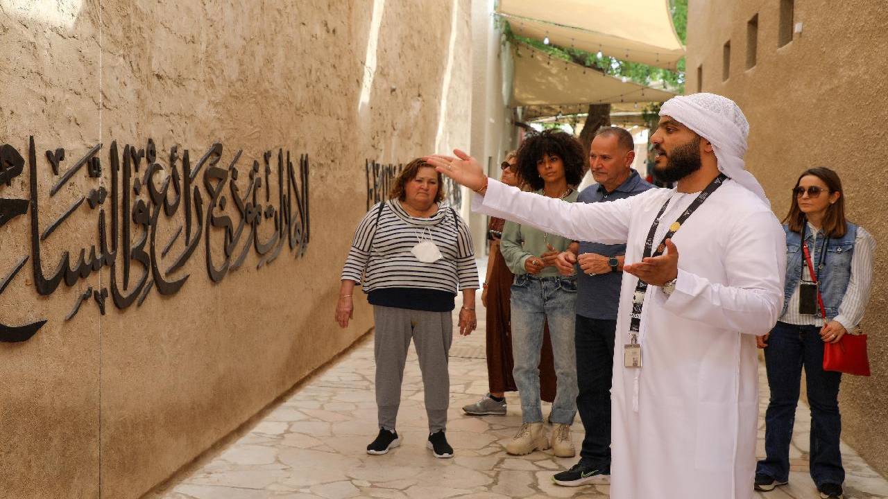 Old Dubai Guided Tour: Museums, Creek, Abra Ride, Souks & Street Food - Group Tour with Hotel Transfers
