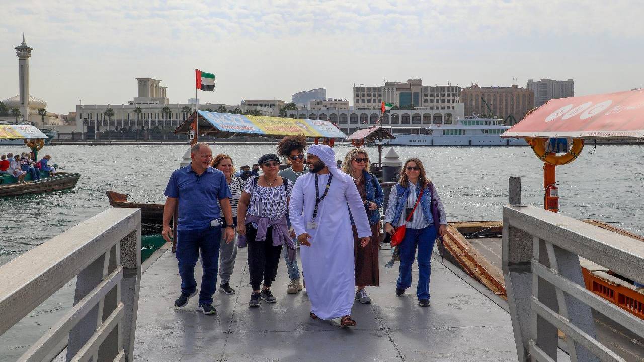 Old Dubai Guided Tour: Museums, Creek, Abra Ride, Souks & Street Food - Group Tour with Hotel Transfers